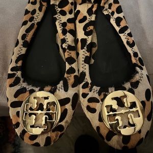 Leopard Tory Burch flats